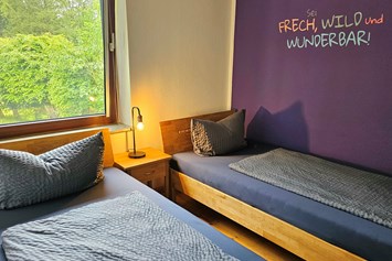 Monteurzimmer: Kleines Doppelzimmer - Selker Noor Apartments UG