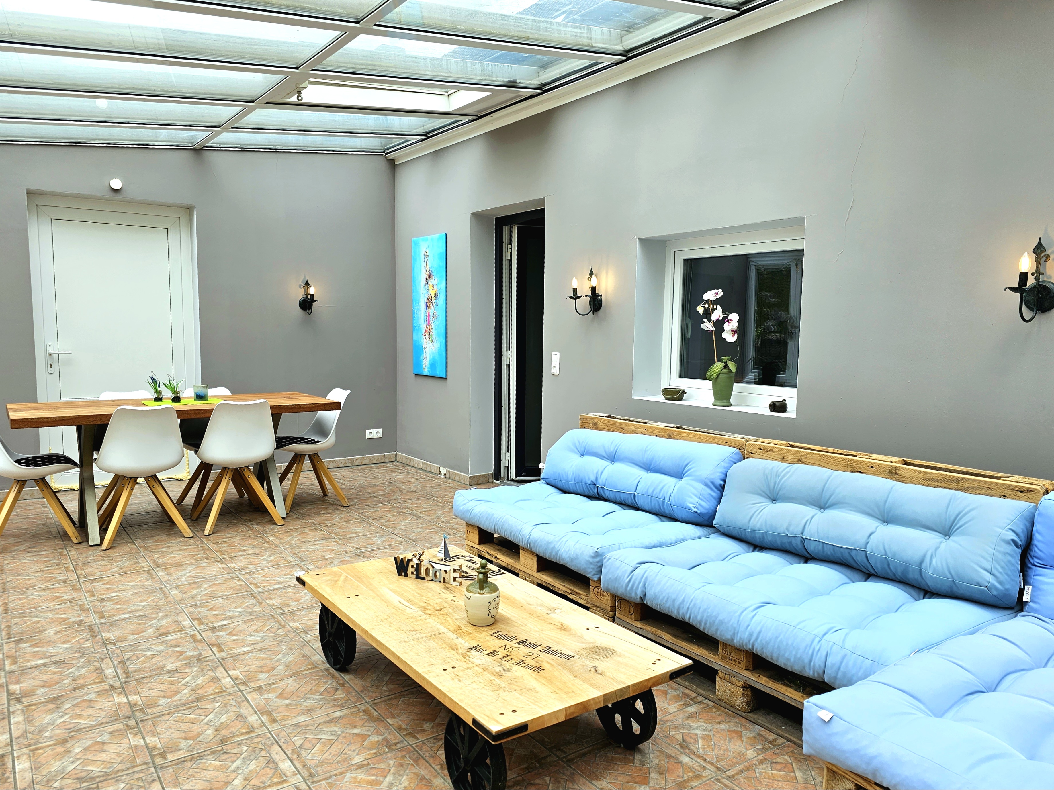 Monteurzimmer: Wintergarten Fewo Selker - Selker Noor Apartments UG