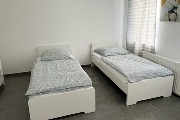 Monteurzimmer: Schlafzimmer, HomeRent Unterkunft in Eitorf - HomeRent in Eitorf