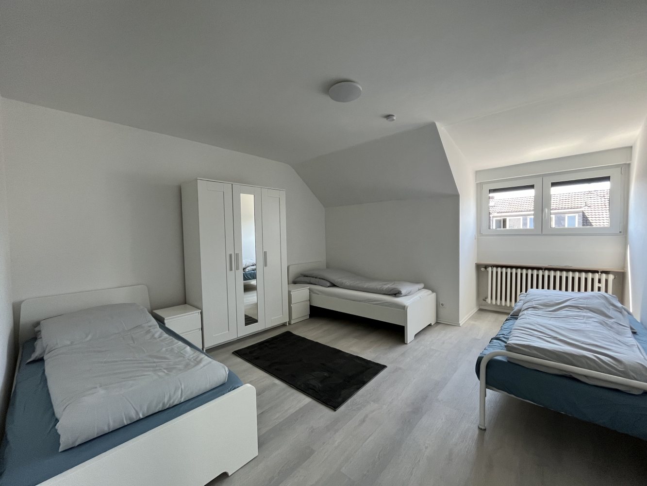 Monteurzimmer: HomeRent in Leverkusen