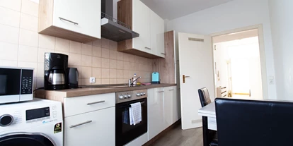 Monteurwohnung - Balkon - Deutschland - Küche, HomeRent Unterkunft in Bergisch Gladbach - HomeRent in Bergisch Gladbach