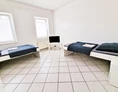 Monteurzimmer: Schlafzimmer, HomeRent Unterkunft in Düren - HomeRent in Düren