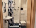 Monteurzimmer: Badezimmer - Haus Roth Dell