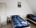 Monteurzimmer: Schlafzimmer, HomeRent Unterkunft in Remscheid  - HomeRent in Remscheid