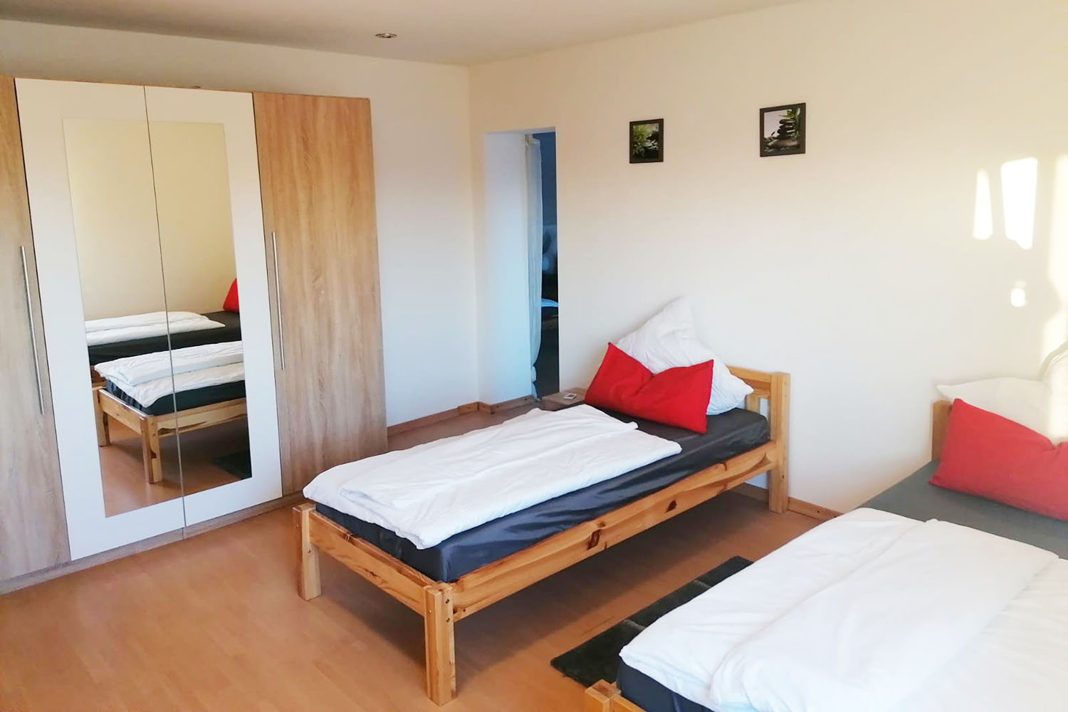 Monteurwohnung - Zimmertyp: Mehrbettzimmer - Heusenstamm - Schlafzimmer, HomeRent Unterkunft in Niederdorfelden - HomeRent in Niederdorfelden