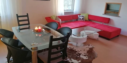 Monteurwohnung - PLZ 63538 (Deutschland) - Wohnzimmer, HomeRent Unterkunft in Niederdorfelden - HomeRent in Niederdorfelden