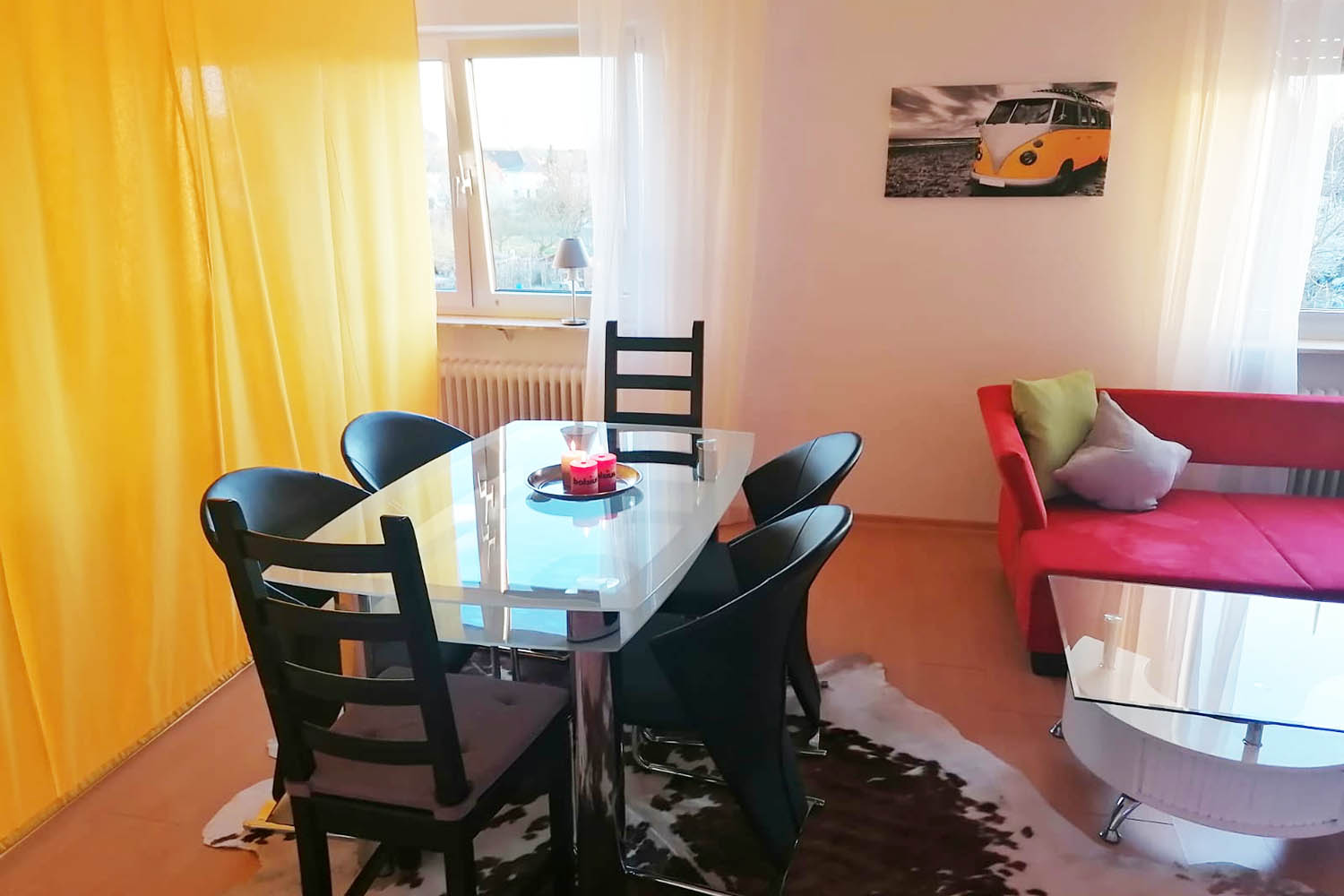 Monteurzimmer: Essbereich, HomeRent Unterkunft in Niederdorfelden - HomeRent in Niederdorfelden