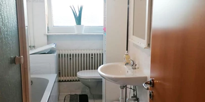 Monteurwohnung - PLZ 63538 (Deutschland) - Badezimmer, HomeRent Unterkunft in Niederdorfelden - HomeRent in Niederdorfelden