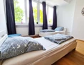 Monteurzimmer: Schlafzimmer, HomeRent Unterkunft in Langenfeld - HomeRent in Langenfeld
