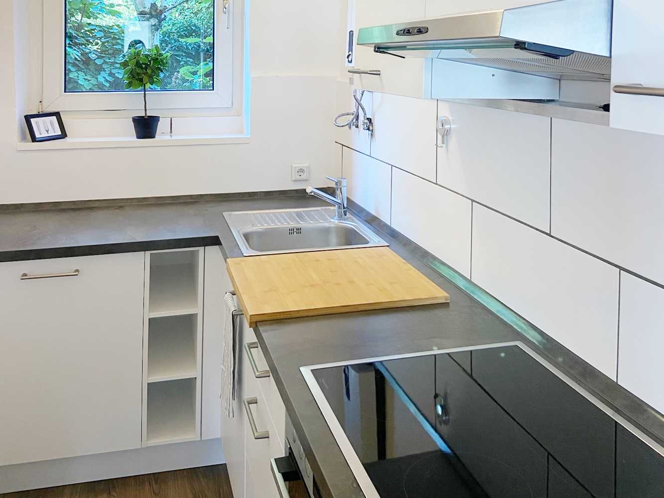 Monteurzimmer: Küche, HomeRent Unterkunft in Neuss - HomeRent in Neuss