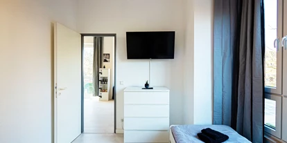 Monteurwohnung - Kaffeemaschine - Schleswig-Holstein - Schlafzimmer, HomeRent Unterkunft in Ahrensburg - HomeRent in Ahrensburg