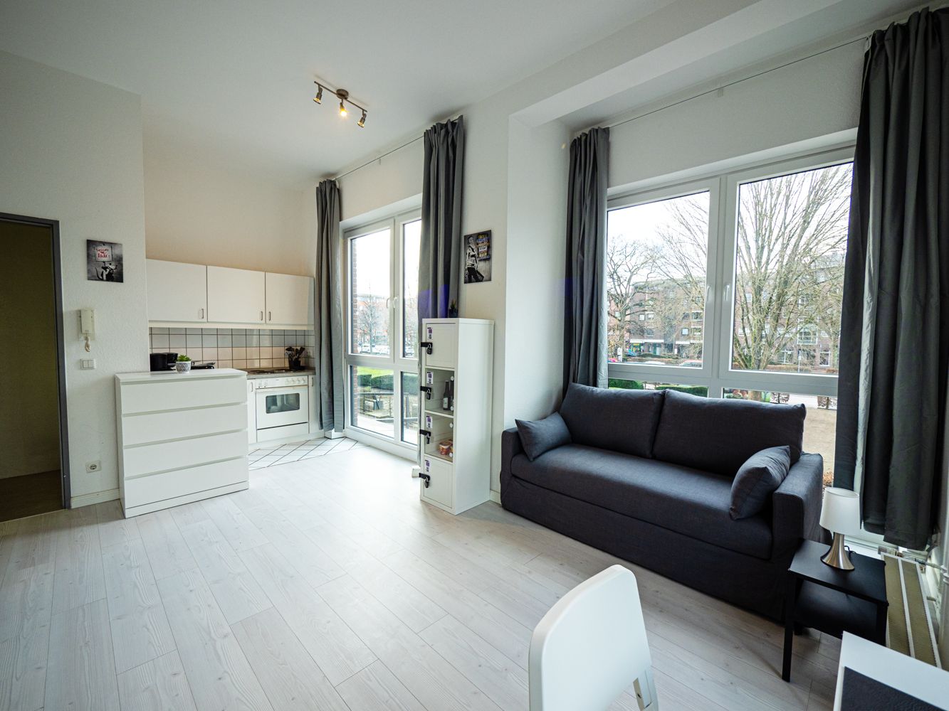 Monteurzimmer: Wohn-/Schlafzimmer, HomeRent Unterkunft in Ahrensburg - HomeRent in Ahrensburg