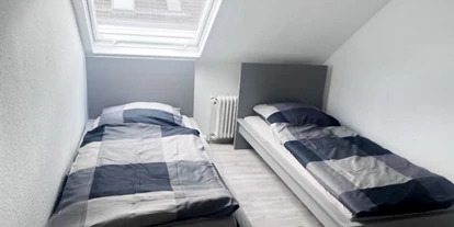 Monteurwohnung - Duisburg - Schlafzimmer, HomeRent Unterkunft in Krefeld - HomeRent in Krefeld