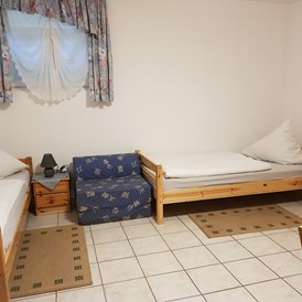 Monteurzimmer: 2 Bett bzw. 3 Bett Zimmer - Zimmervermietung Rank