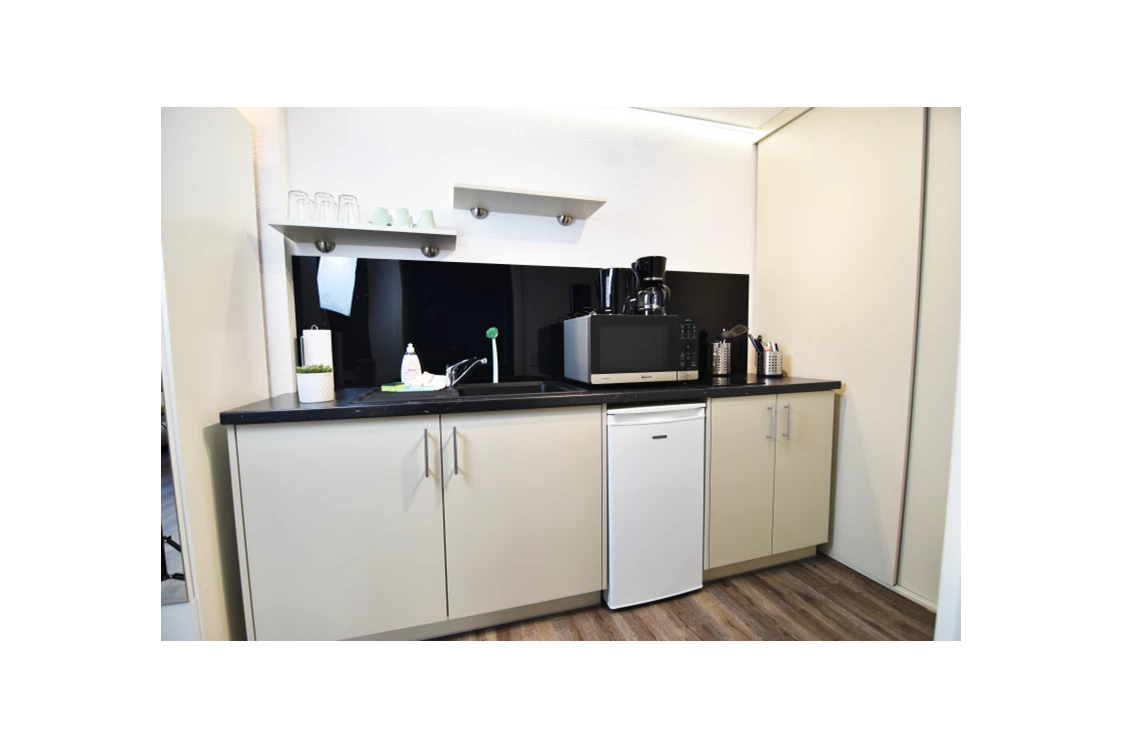Monteurzimmer: Küche, HomeRent Unterkunft in Solingen - HomeRent in Solingen