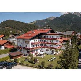 Monteurzimmer: Hotel Aussenansicht - Hotel Schönegg Seefeld