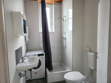 Monteurzimmer: Badezimmer, HomeRent Unterkunft in Stolberg - HomeRent in Stolberg und Herzogenrath