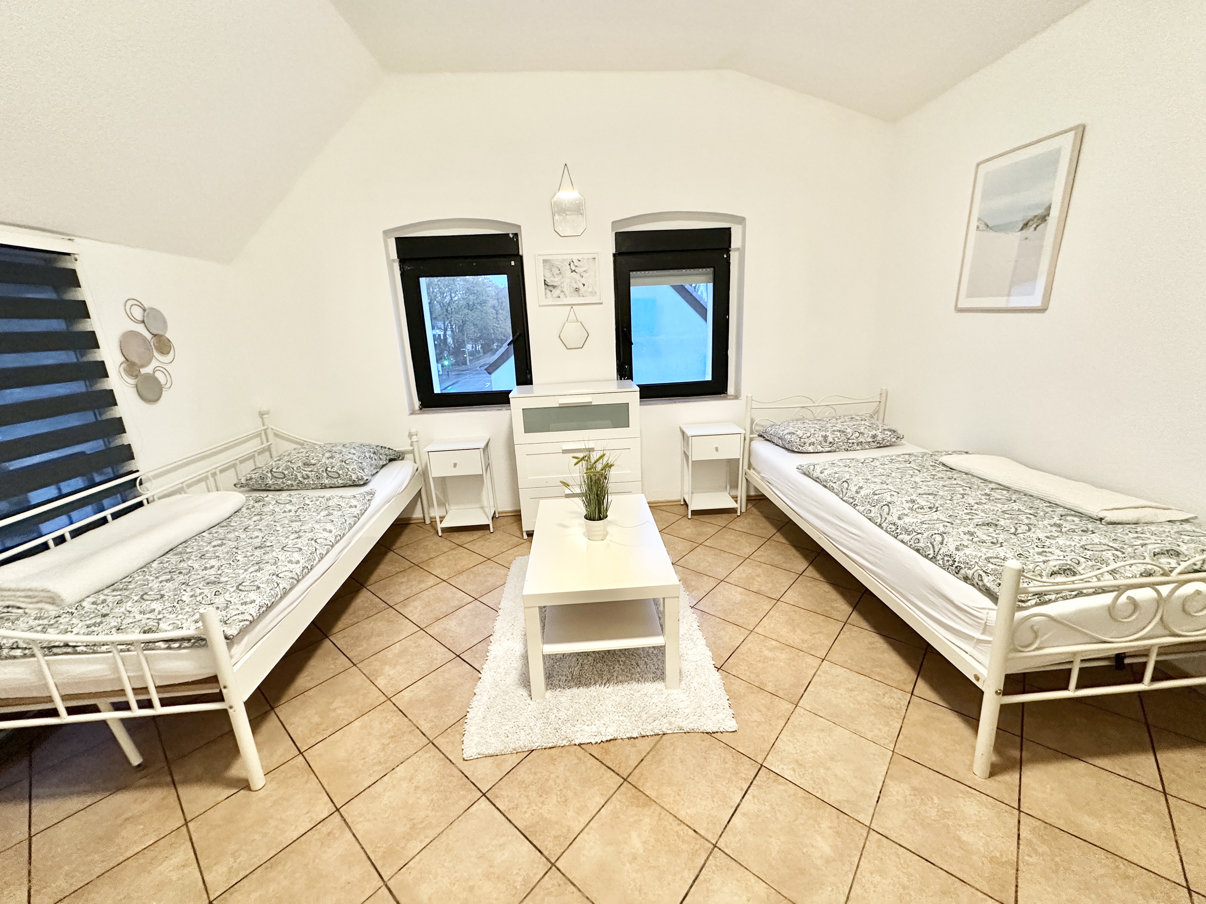 Monteurwohnung - Einzelbetten - Köln - HomeRent in Troisdorf