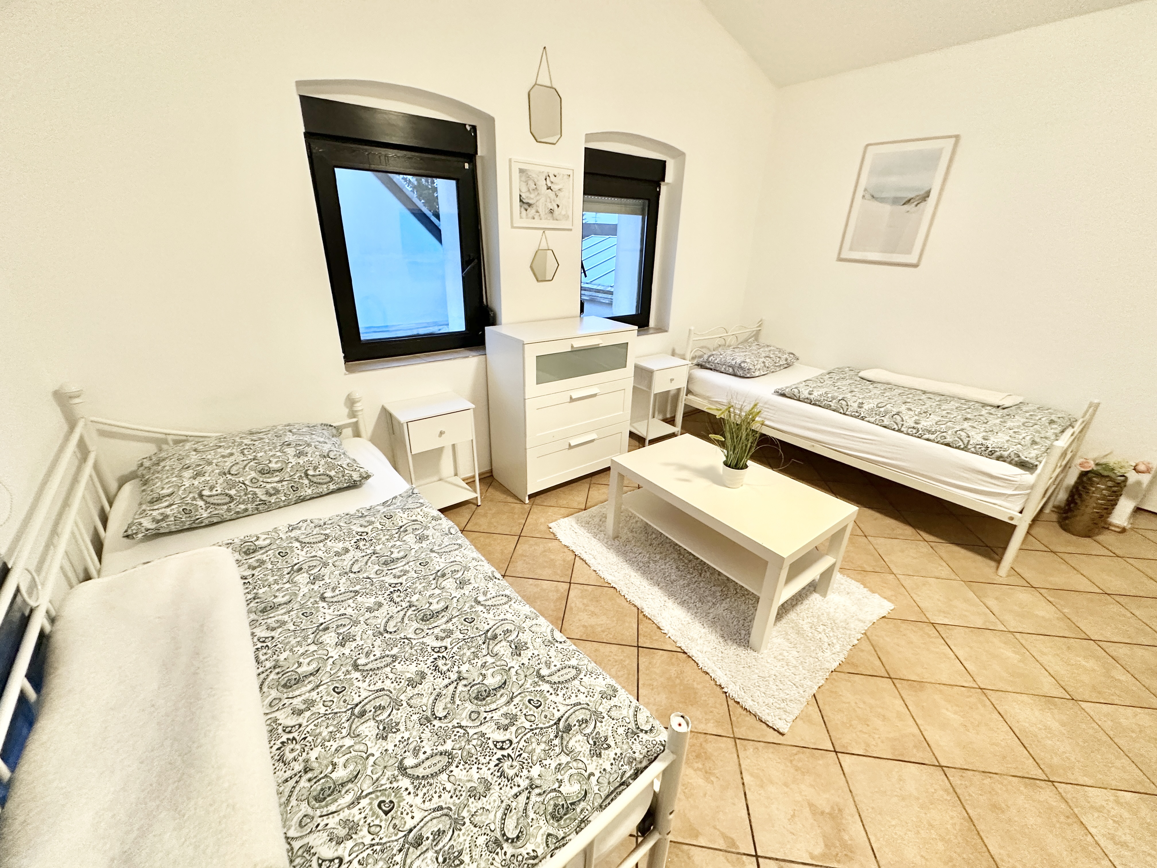 Monteurzimmer: HomeRent in Troisdorf