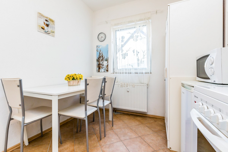 Monteurwohnung - Einzelbetten - Köln - HomeRent in Troisdorf
