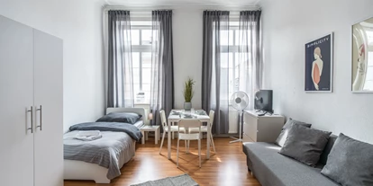 Monteurwohnung - Klein-Winternheim - Schlafzimmer, HomeRent Unterkunft in Wiesbaden - HomeRent in Wiesbaden