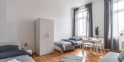 Monteurwohnung - Klein-Winternheim - Schlafzimmer, HomeRent Unterkunft in Wiesbaden - HomeRent in Wiesbaden