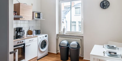 Monteurwohnung - Klein-Winternheim - Küche, HomeRent Unterkunft in Wiesbaden - HomeRent in Wiesbaden