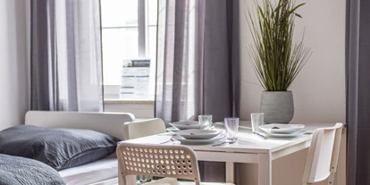 Monteurwohnung - Klein-Winternheim - Essbereich, HomeRent Unterkunft in Wiesbaden - HomeRent in Wiesbaden