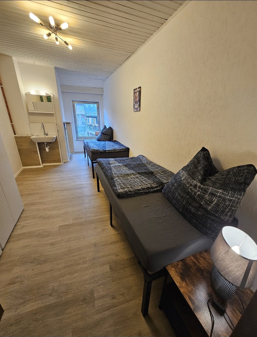 Monteurwohnung - PLZ 96365 (Deutschland) - Schlafzimmer Wohnung 3 - Gästehaus Weißes Lamm Monteurzimmer