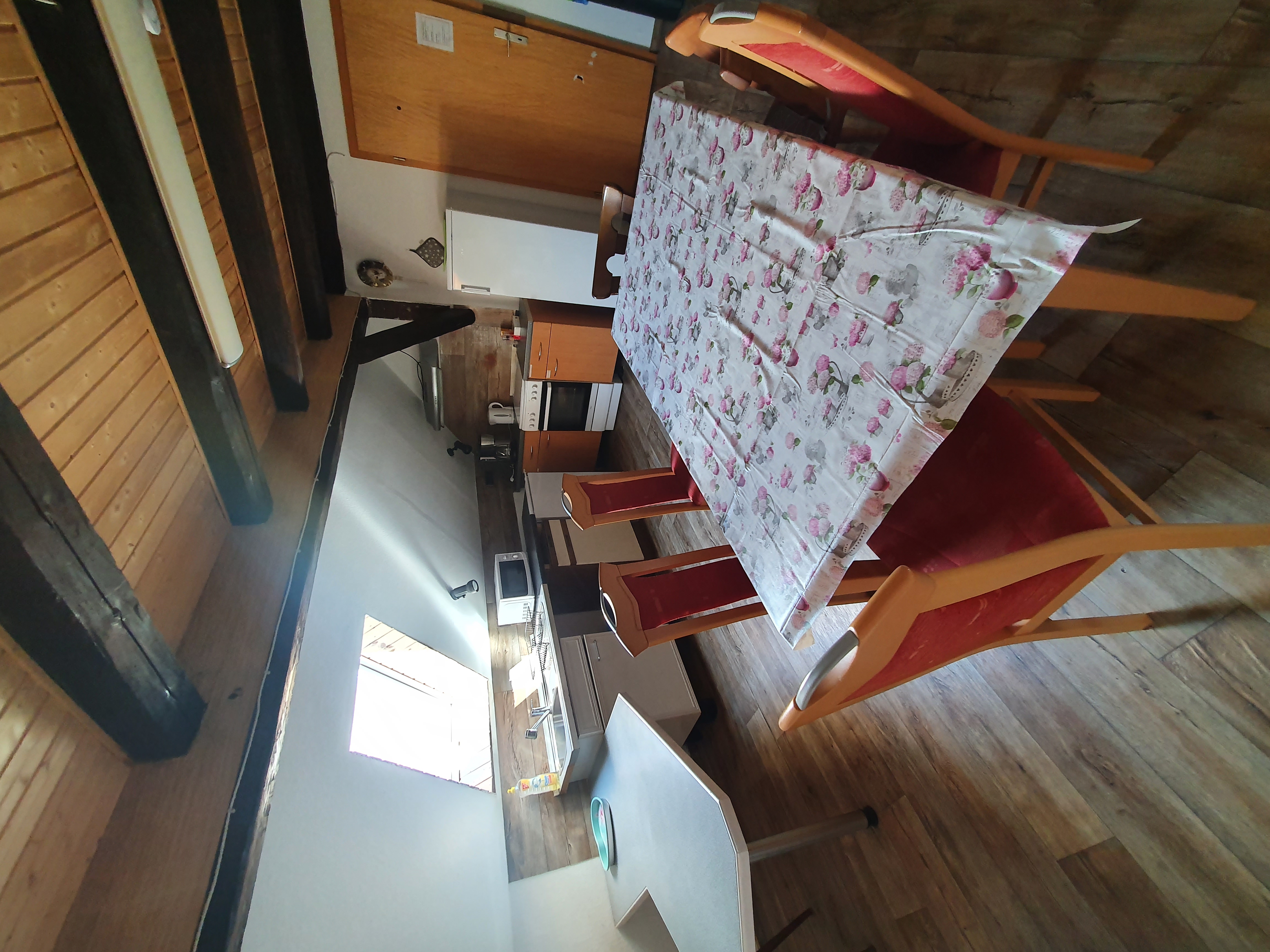 Monteurzimmer: Küche Dachwohnung - Gästehaus Weißes Lamm Monteurzimmer