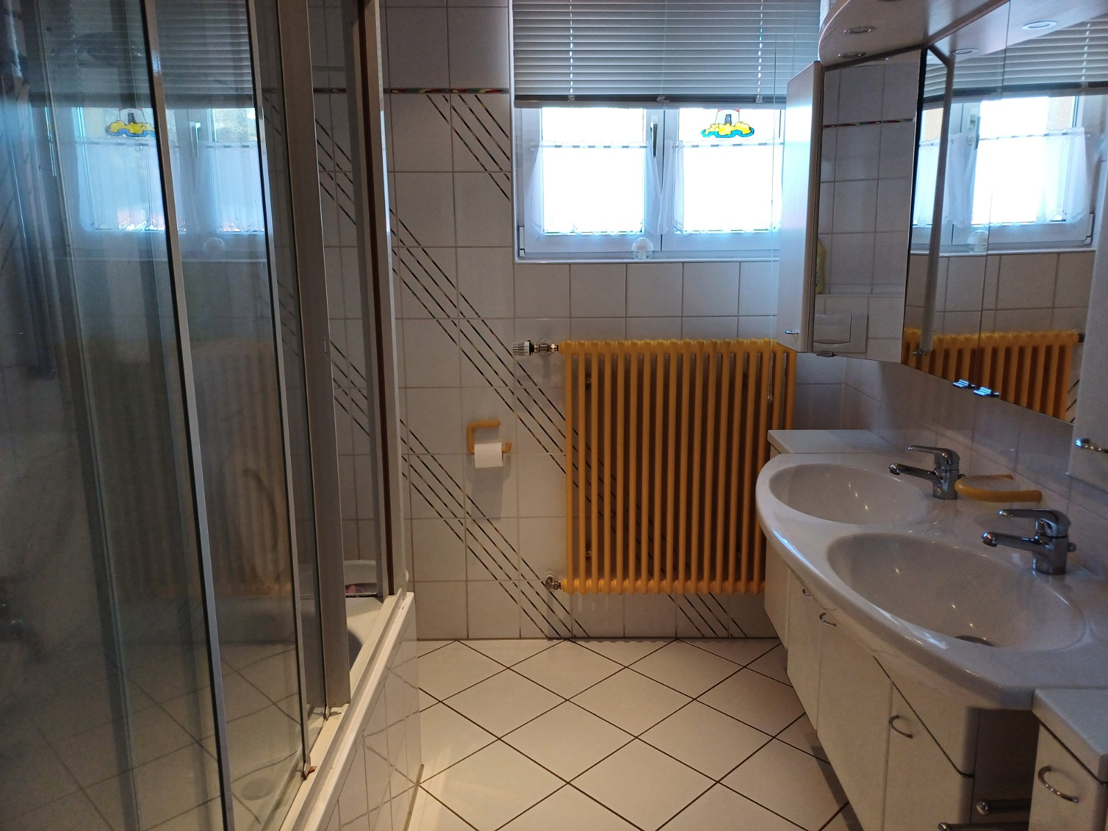 Monteurzimmer: Badezimmer - My-Skypalace Osterburken