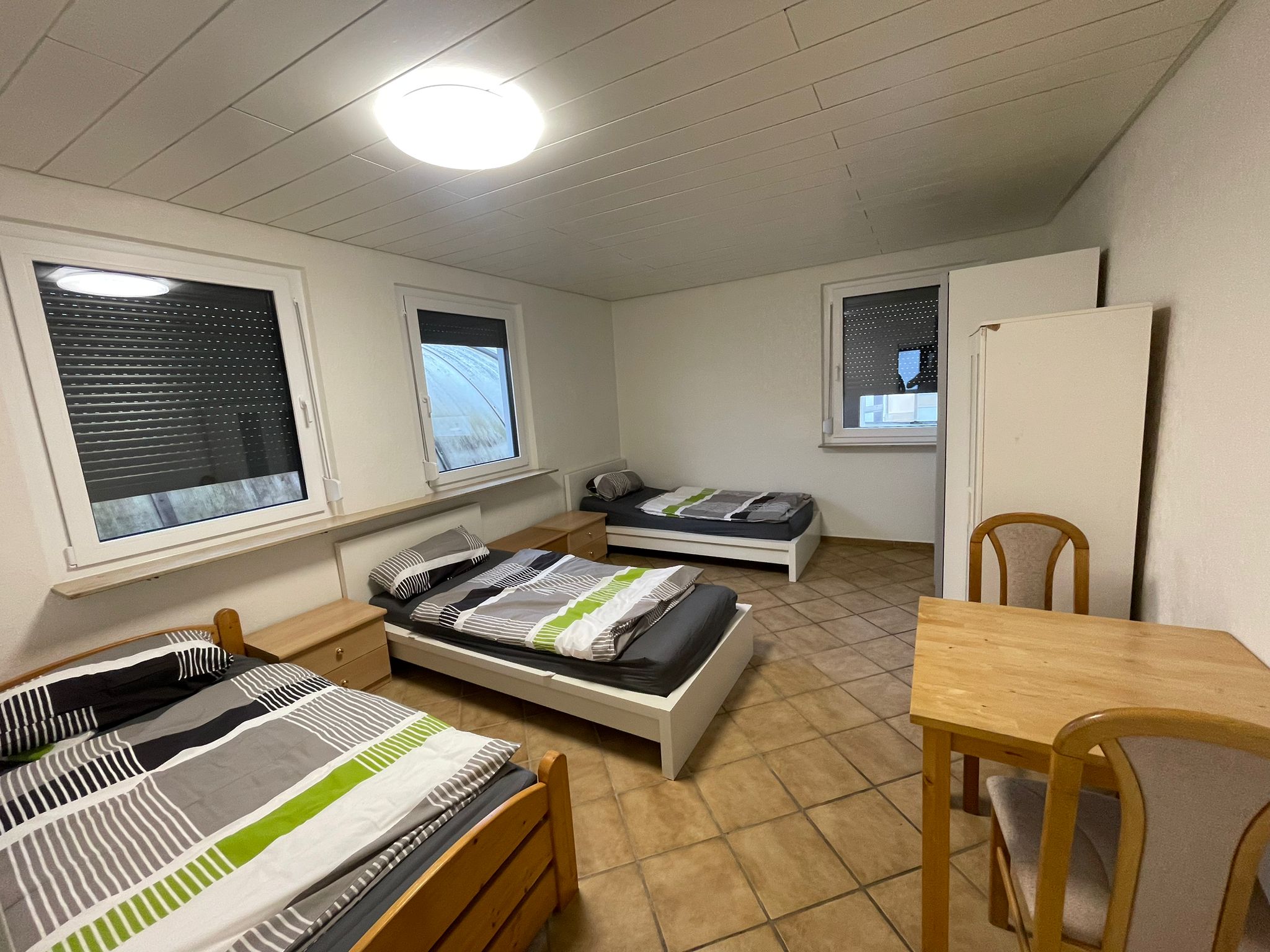 Monteurzimmer: Mehrbettzimmer - My-Skypalace Offenau