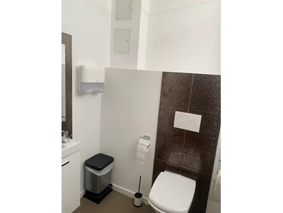 Monteurwohnung - PLZ 30177 (Deutschland) - Extra WC - Haus mit großer Terrasse