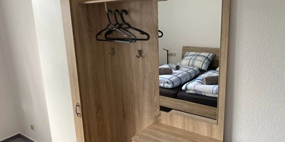 Monteurwohnung - PLZ 71282 (Deutschland) - Zimmer 1 - Zimmervermietung "Zur Klarsicht" bei Stuttgart