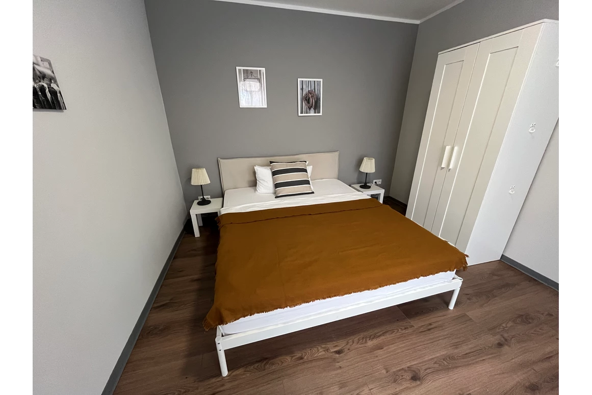 Monteurzimmer: Schlafzimmer 2 - Stilvolle Apartments am Park-Schönfeld