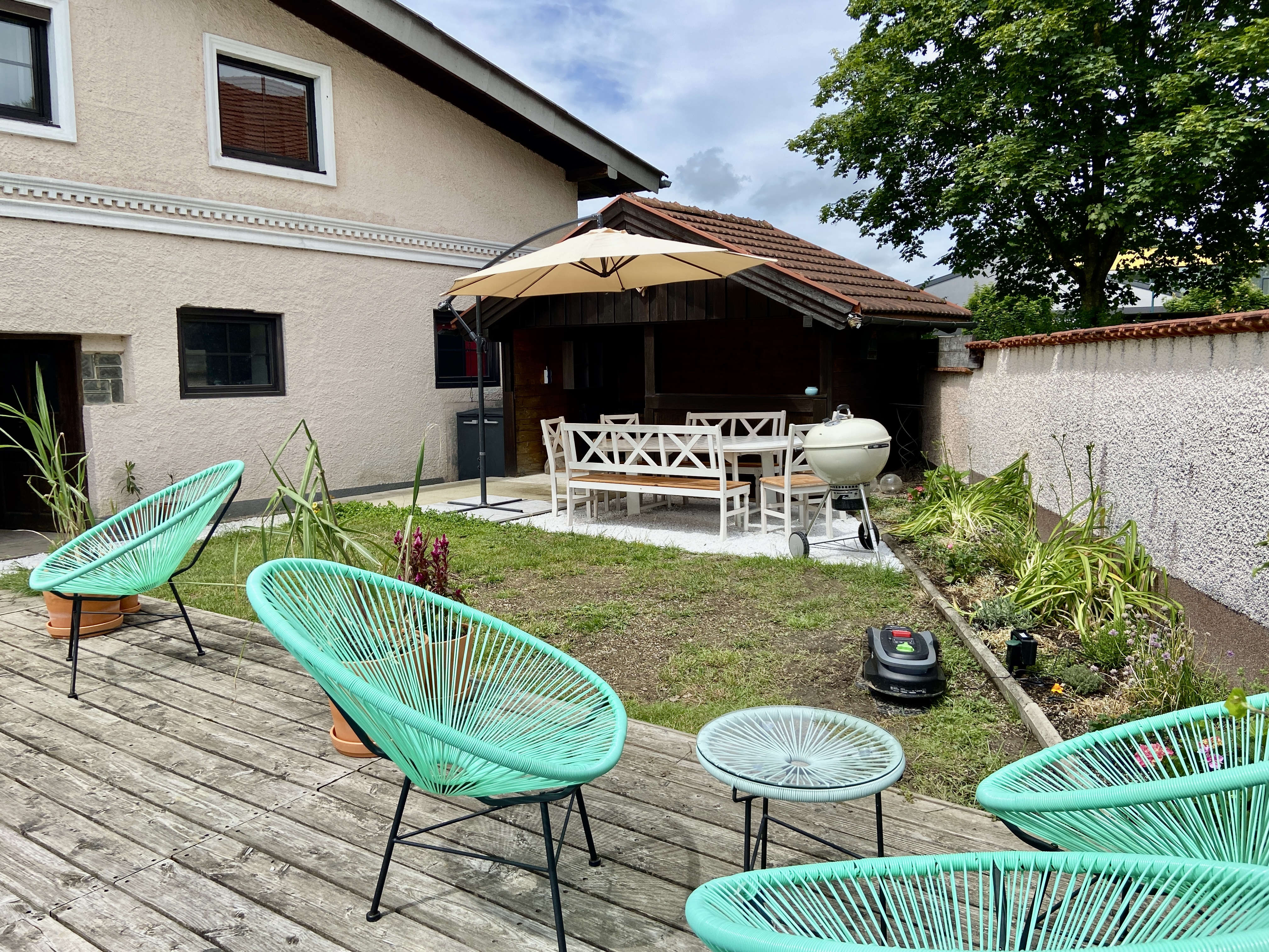 Monteurzimmer: Garten - Bäckerhaus - Großzügige Wohnung mit Pool und Garten