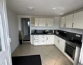 Monteurzimmer: Küche - Gemütliche Unterkunft 90m² mit 6 Einzelbetten 