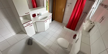 Monteurwohnung - Zimmertyp: Mehrbettzimmer - Schweiz - Badezimmer - JK's Monteurzimmer