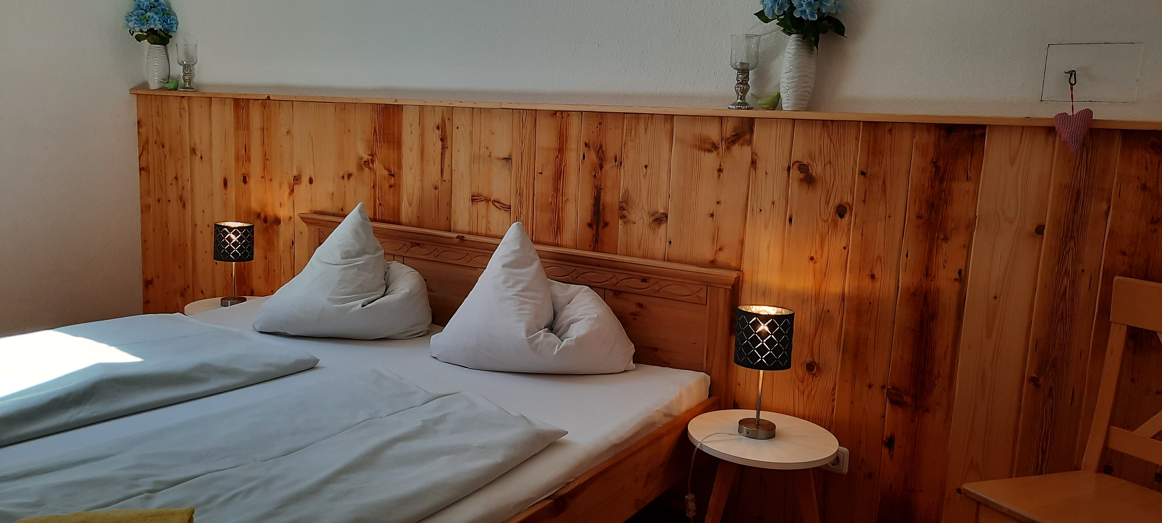 Monteurwohnung - Bettwäsche: Bettwäsche inklusive - Bayern - Ferienwohnungen Zum Heisn