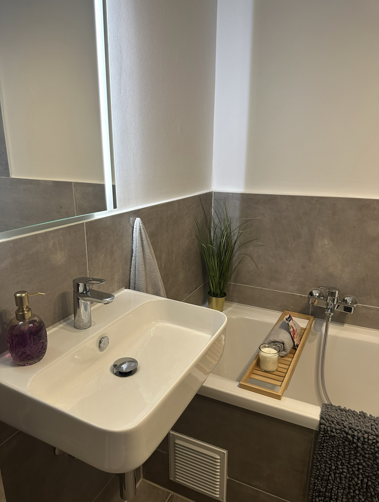 Monteurzimmer: Gemütliche Apartments in Duisburg Süd