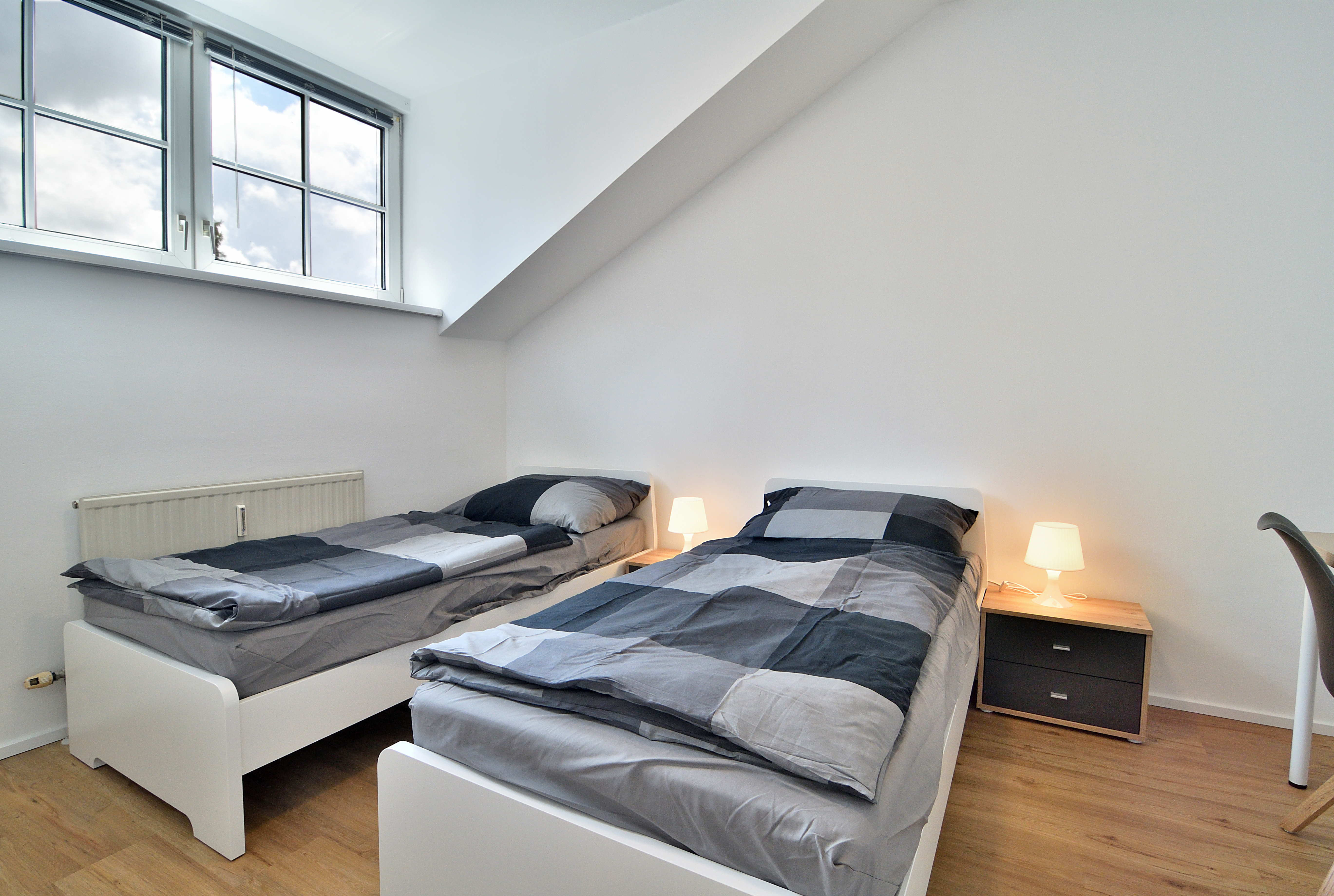 Monteurwohnung - Art der Unterkunft: Apartment - Linz (Oberösterreich) - ++ 60 BETTEN ++ Wohnungen + Haus mit Parkplatz