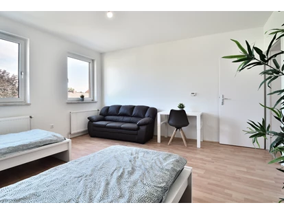 Monteurwohnung - Art der Unterkunft: Apartment - Österreich - ++ 60 BETTEN ++ Wohnungen + Haus mit Parkplatz, WLAN, Küche, uvm.