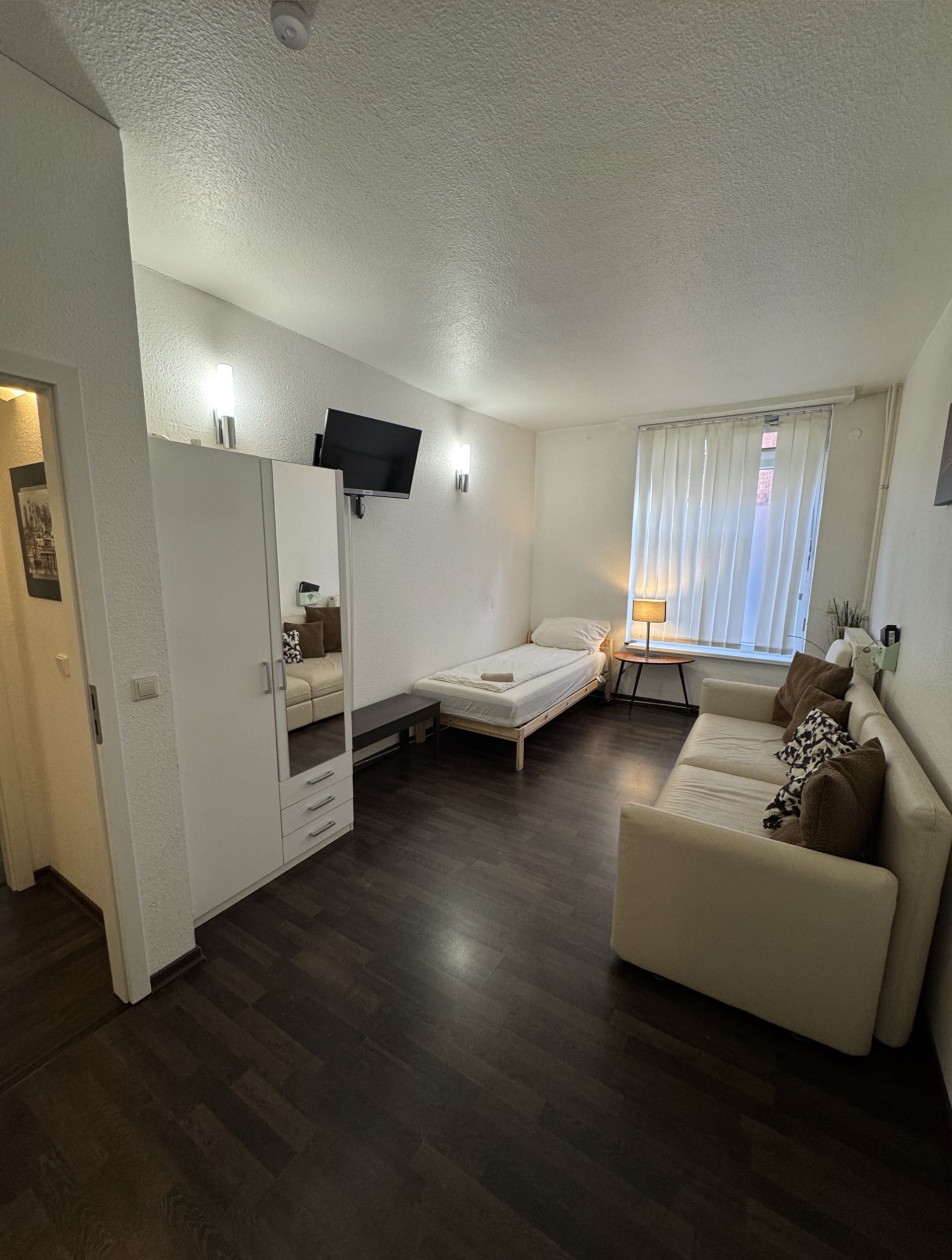 Monteurwohnung - Badezimmer: Gemeinschaftsbad - Berlin-Umland - Krummestraße - Easy Apartments