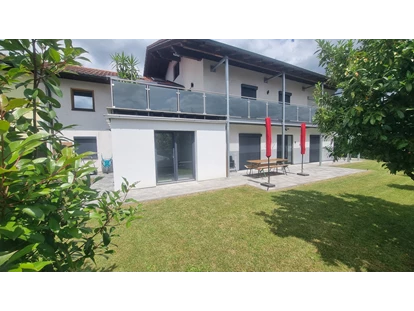 Monteurwohnung - Burghausen (Landkreis Altötting) - Haus Alpenblick - Südseite  OG und UG (UG ist noch in Bauphase, daher nicht Bezugsfertig) - Haus Alpenblick in 84359 Simbach am Inn