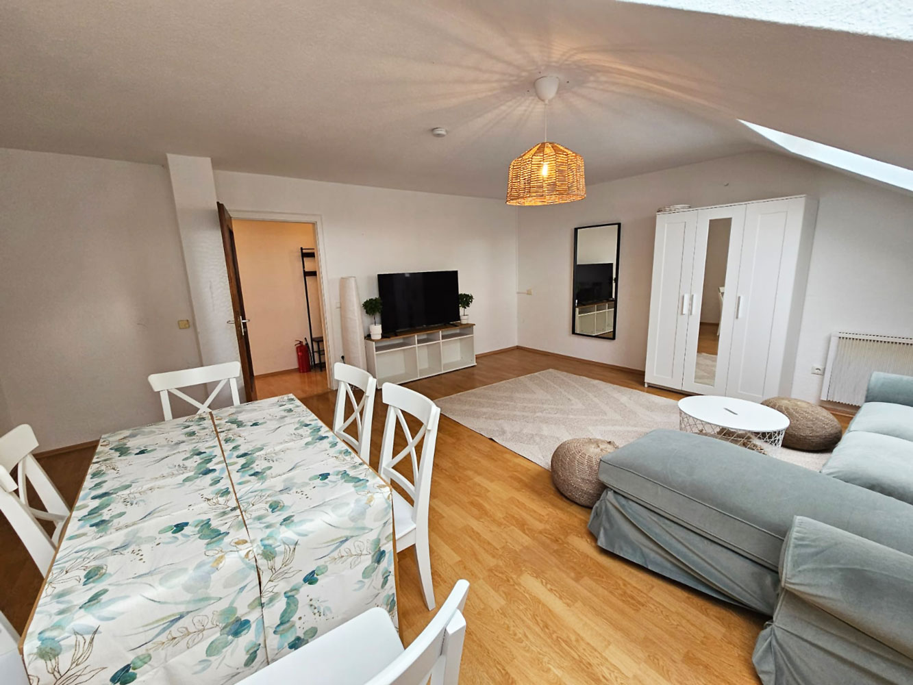 Monteurzimmer: HomeRent in Tönisvorst, Krefeld und Umgebung