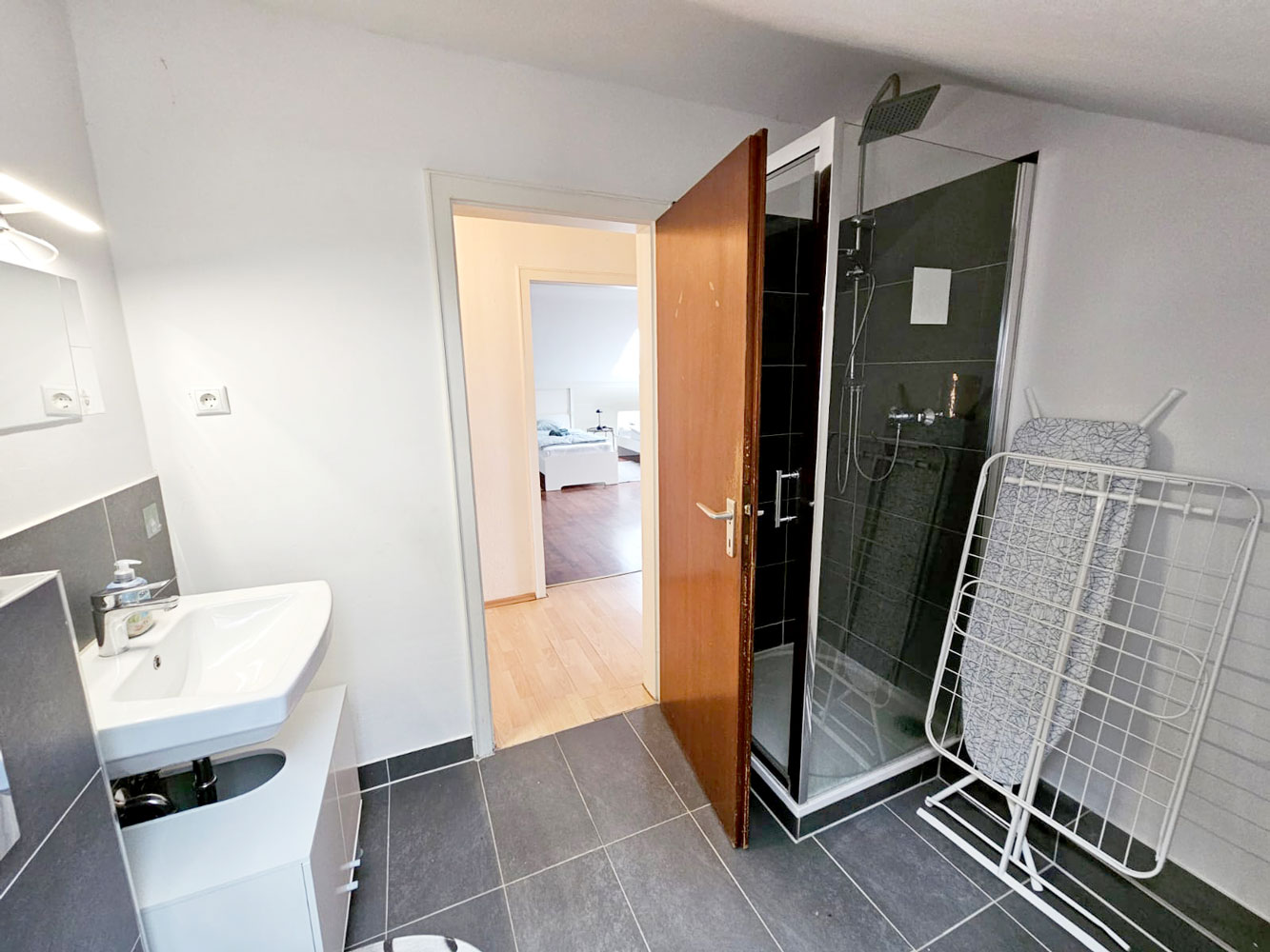 Monteurzimmer: HomeRent in Tönisvorst, Krefeld und Umgebung