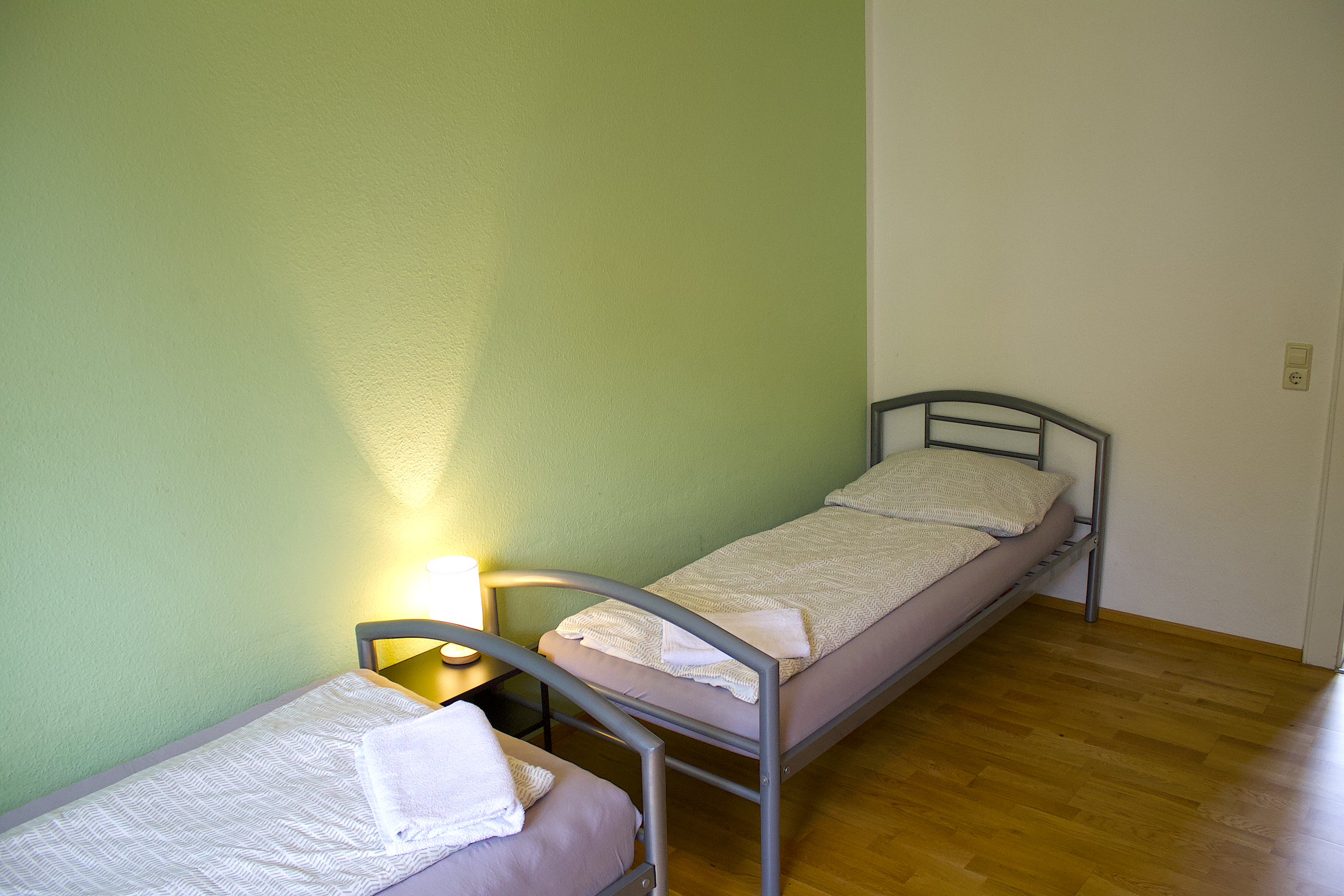 Monteurwohnung - Zimmertyp: Mehrbettzimmer - Schkopau - Monteurzimmer nahe Porsche, BMW, DHL, Flughafen