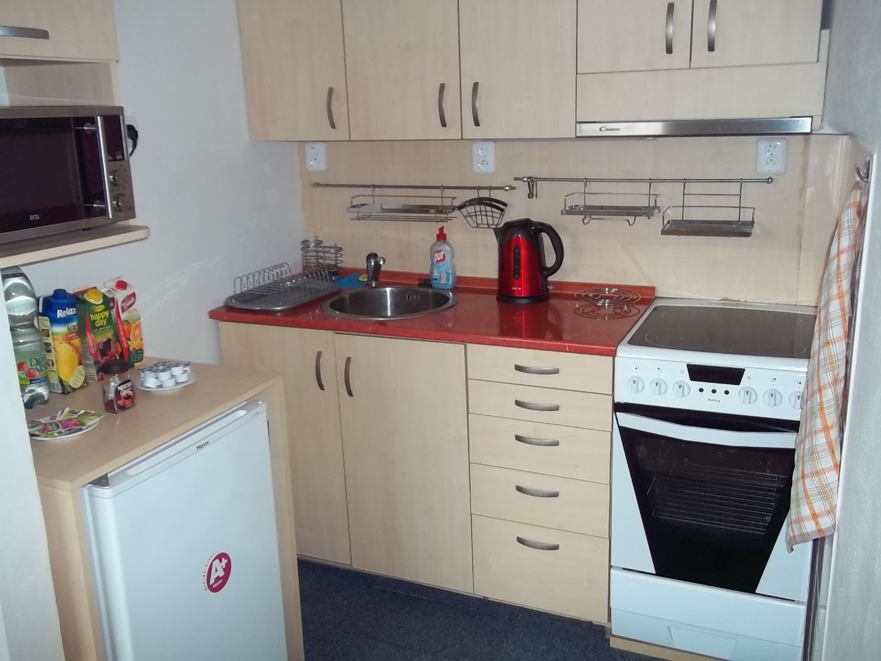 Monteurwohnung - Bettwäsche: Bettwäsche inklusive - Otrokovice