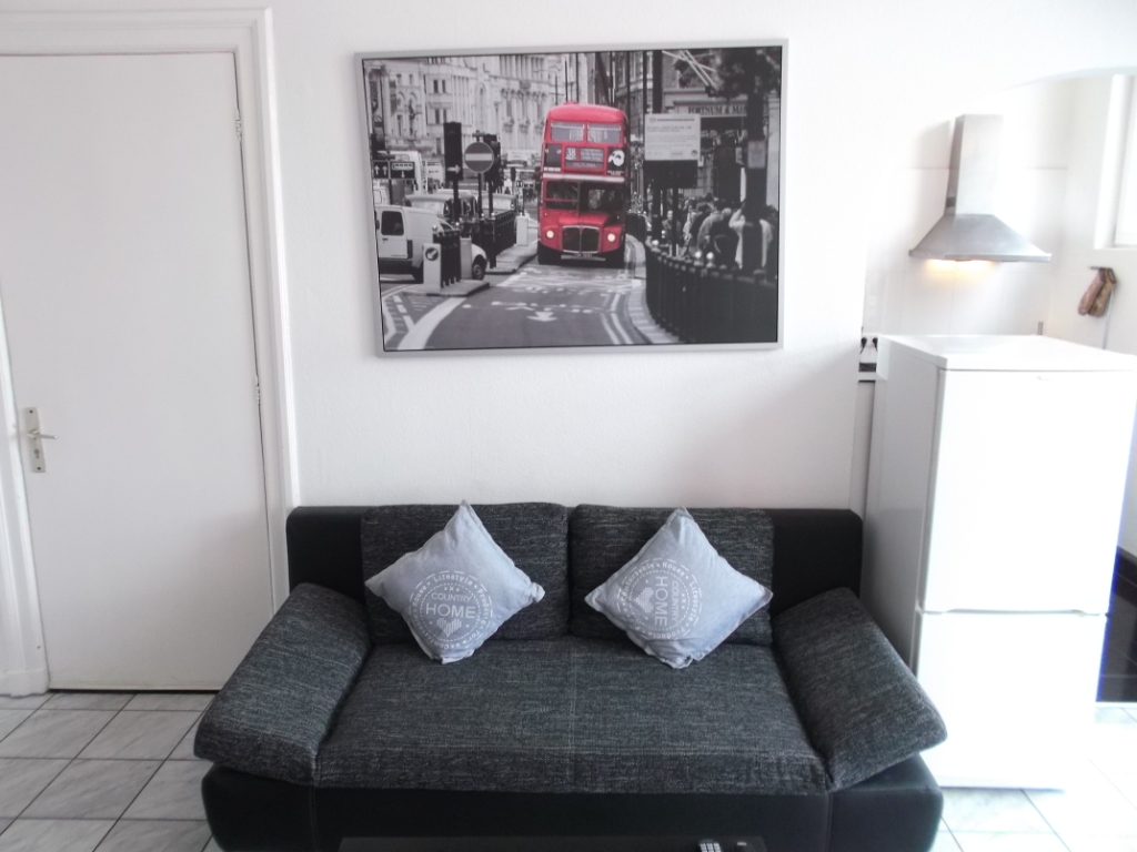 Monteurzimmer: Vermietung Papazissis