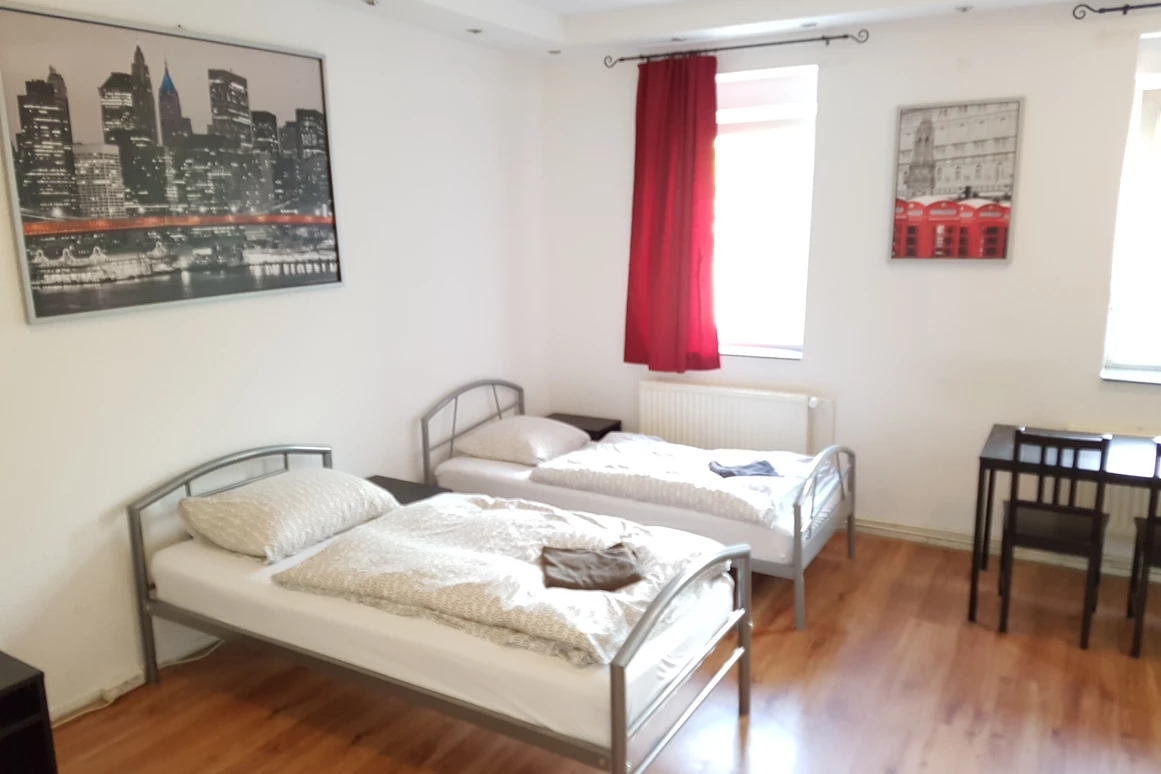 Monteurzimmer: Vermietung Papazissis